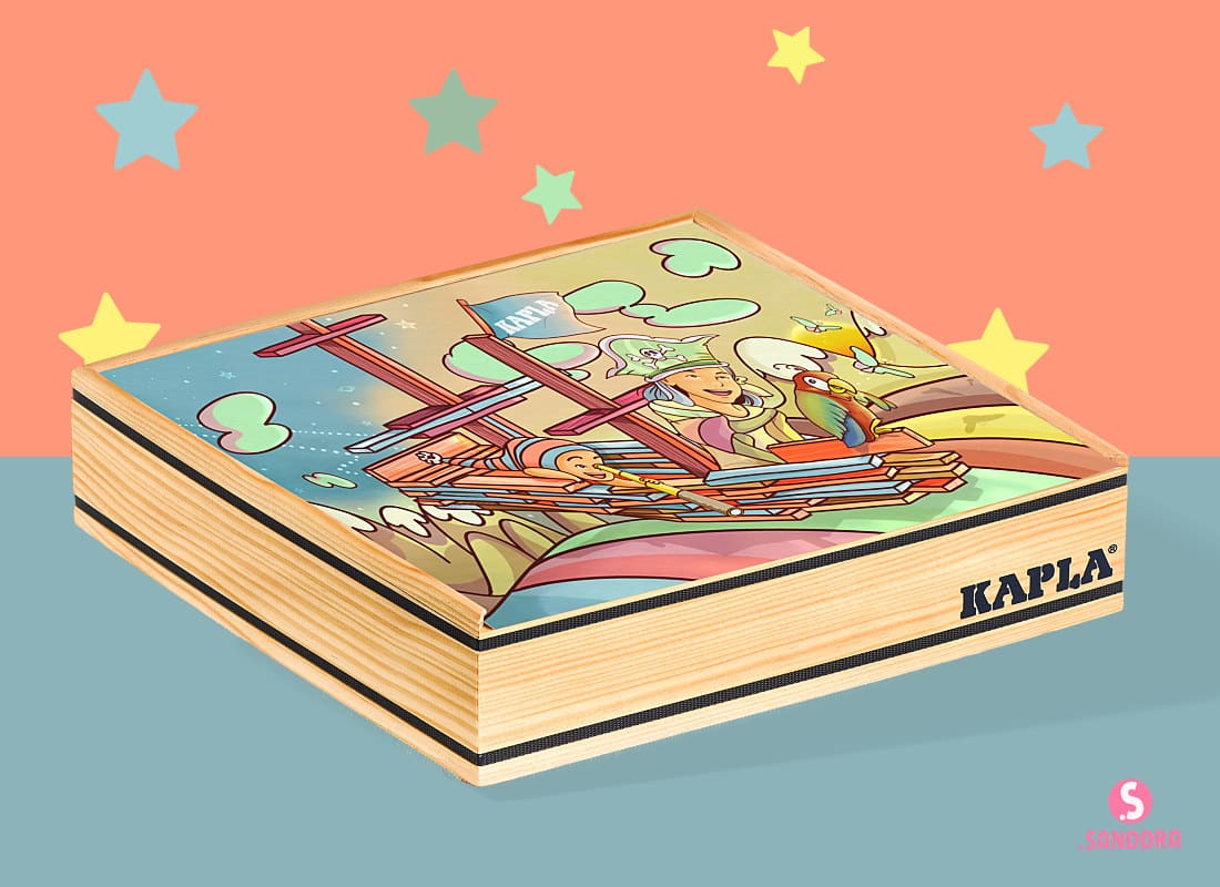 kapla packaging box illustrated with kids playing at pirates